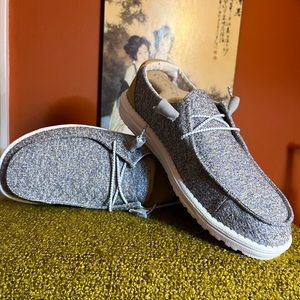 Hey Dude (Wendy) Mustard Mix, Size 10